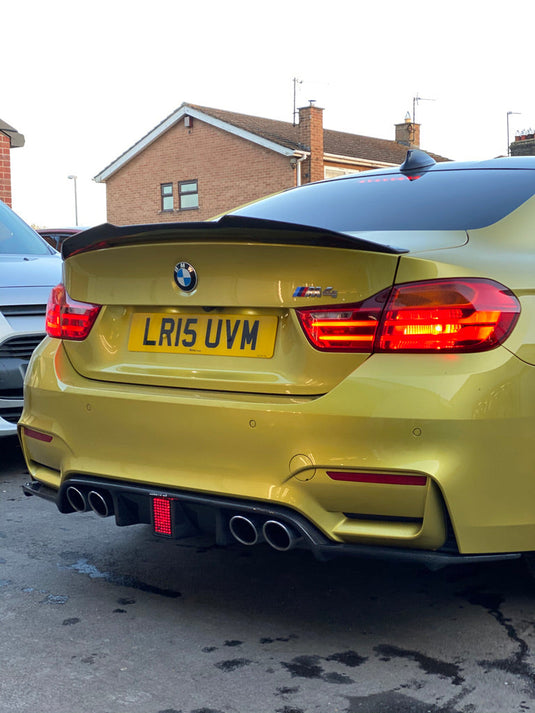 BMW M4 (F82) COUPE FULL CARBON FIBRE KIT - DTM