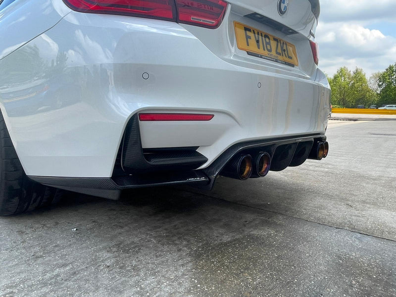 Load image into Gallery viewer, BMW M3 &amp; M4 F80 F81 F82 REAR CARBON FIBRE BUMPER CANARDS - CT Carbon
