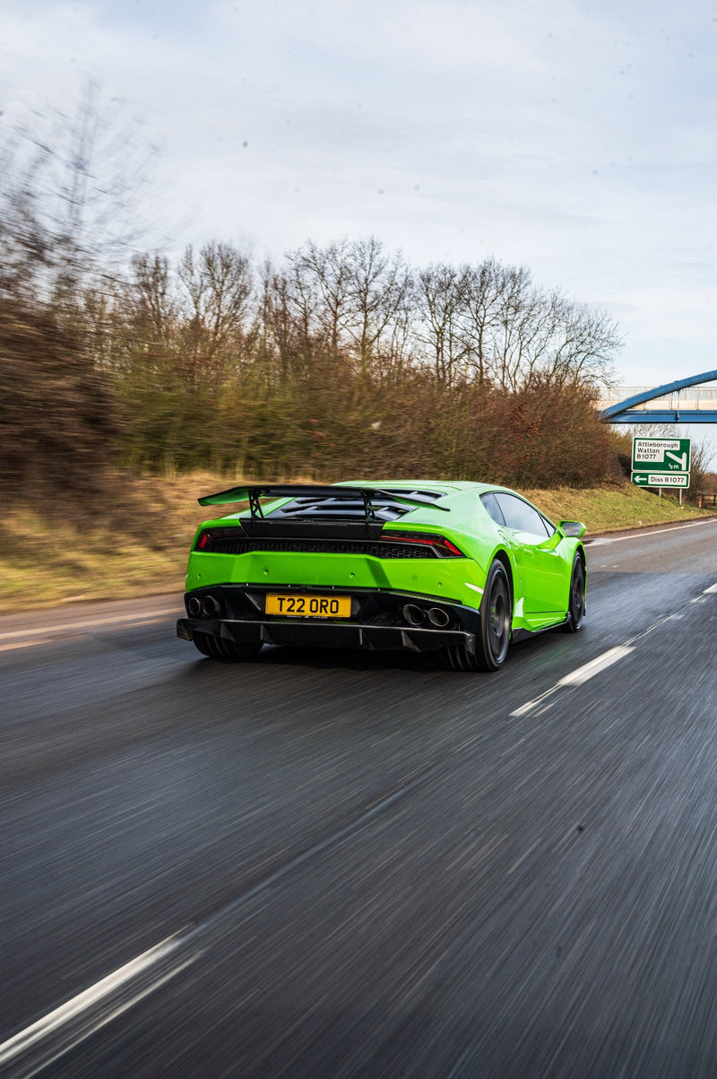 Load image into Gallery viewer, LAMBORGHINI HURACAN LP610-4 CARBON FIBRE DIFFUSER - CT Carbon
