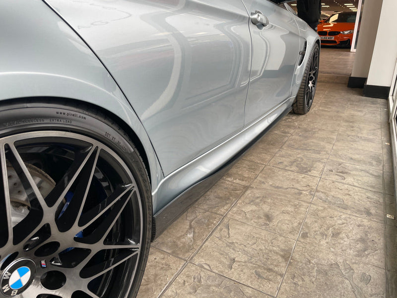 Load image into Gallery viewer, BMW M3/M4 (F80 F82 F83) CARBON FIBRE SIDE SKIRTS - 3D STYLE
