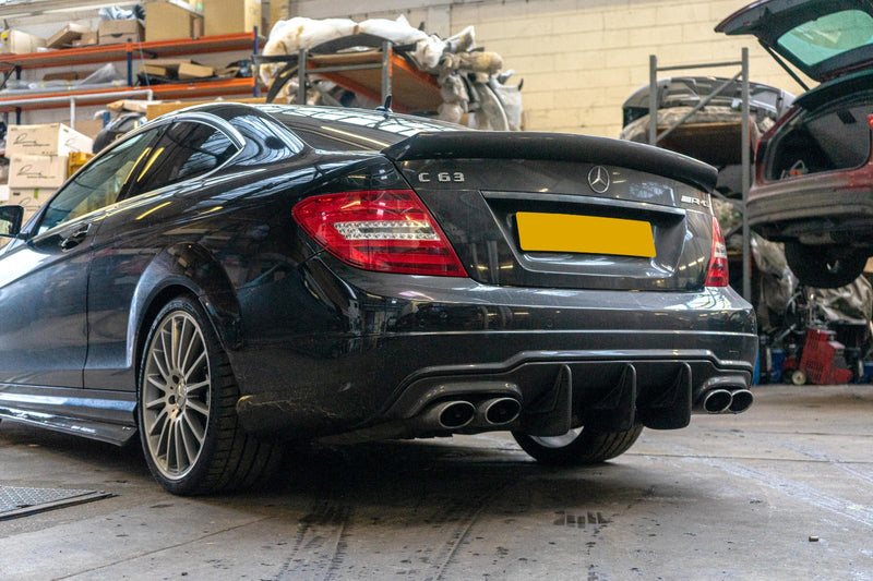 Load image into Gallery viewer, MERCEDES C-CLASS C63 W204 2DR COUPE CARBON FIBRE SPOILER - CT Carbon
