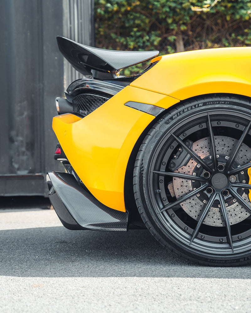 Load image into Gallery viewer, MCLAREN 720S FULL CARBON FIBRE CT KIT
