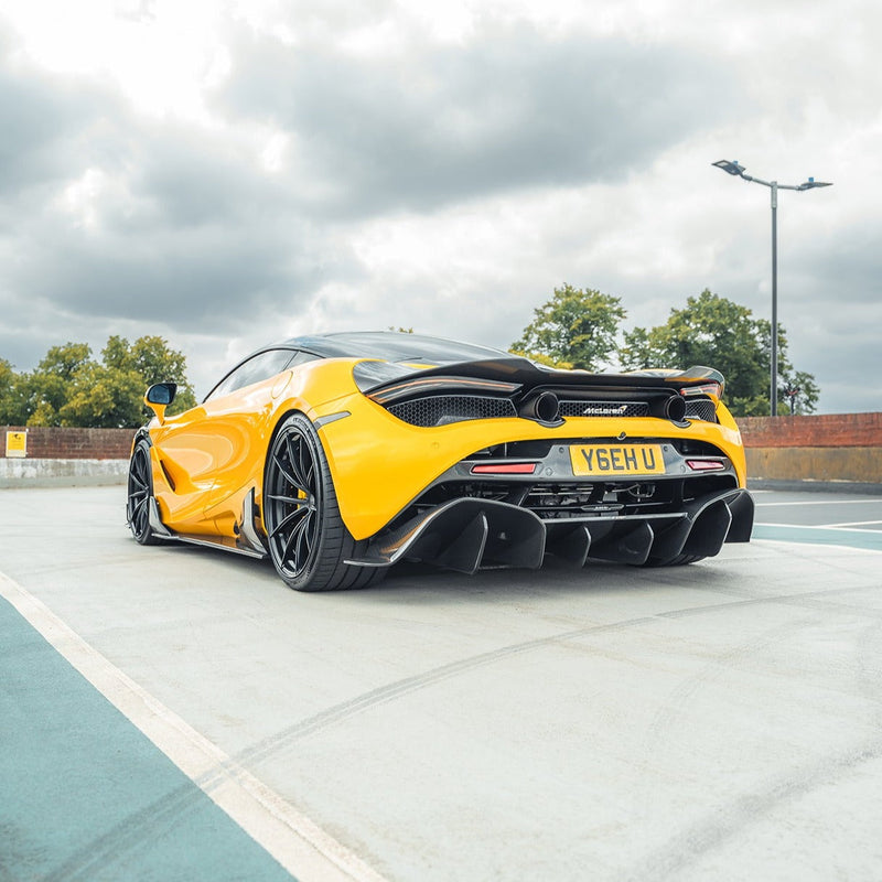 Load image into Gallery viewer, MCLAREN 720S FULL CARBON FIBRE CT KIT
