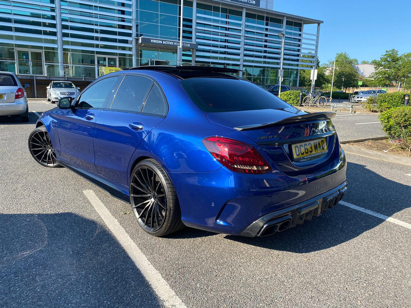 Load image into Gallery viewer, MERCEDES W205 C63 &amp; C63S SALOON 4DR CARBON FIBRE DIFFUSER &amp; EXHAUST TIPS - B STYLE - CT Carbon
