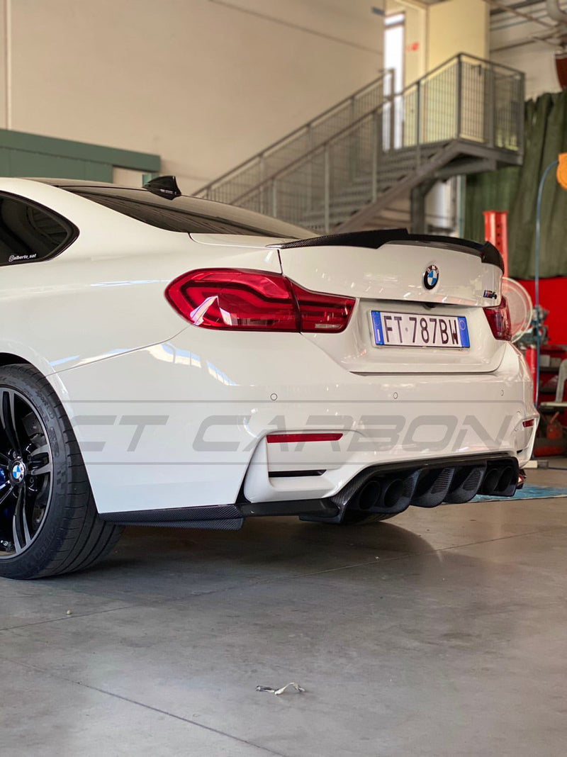 Load image into Gallery viewer, BMW M4 (F82) COUPE FULL CARBON FIBRE KIT - V STYLE - CT Carbon
