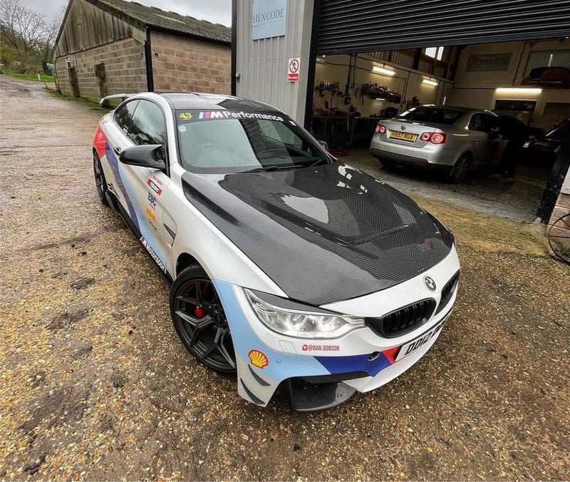 Load image into Gallery viewer, BMW M3/M4 (F80 F82 F83) CARBON FIBRE BONNET - GTS STYLE
